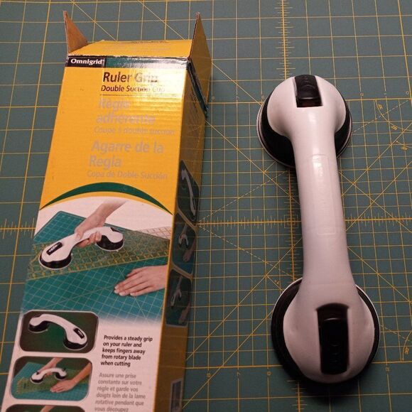 Omnigrid Ruler Grip  - Picture 2 of 5